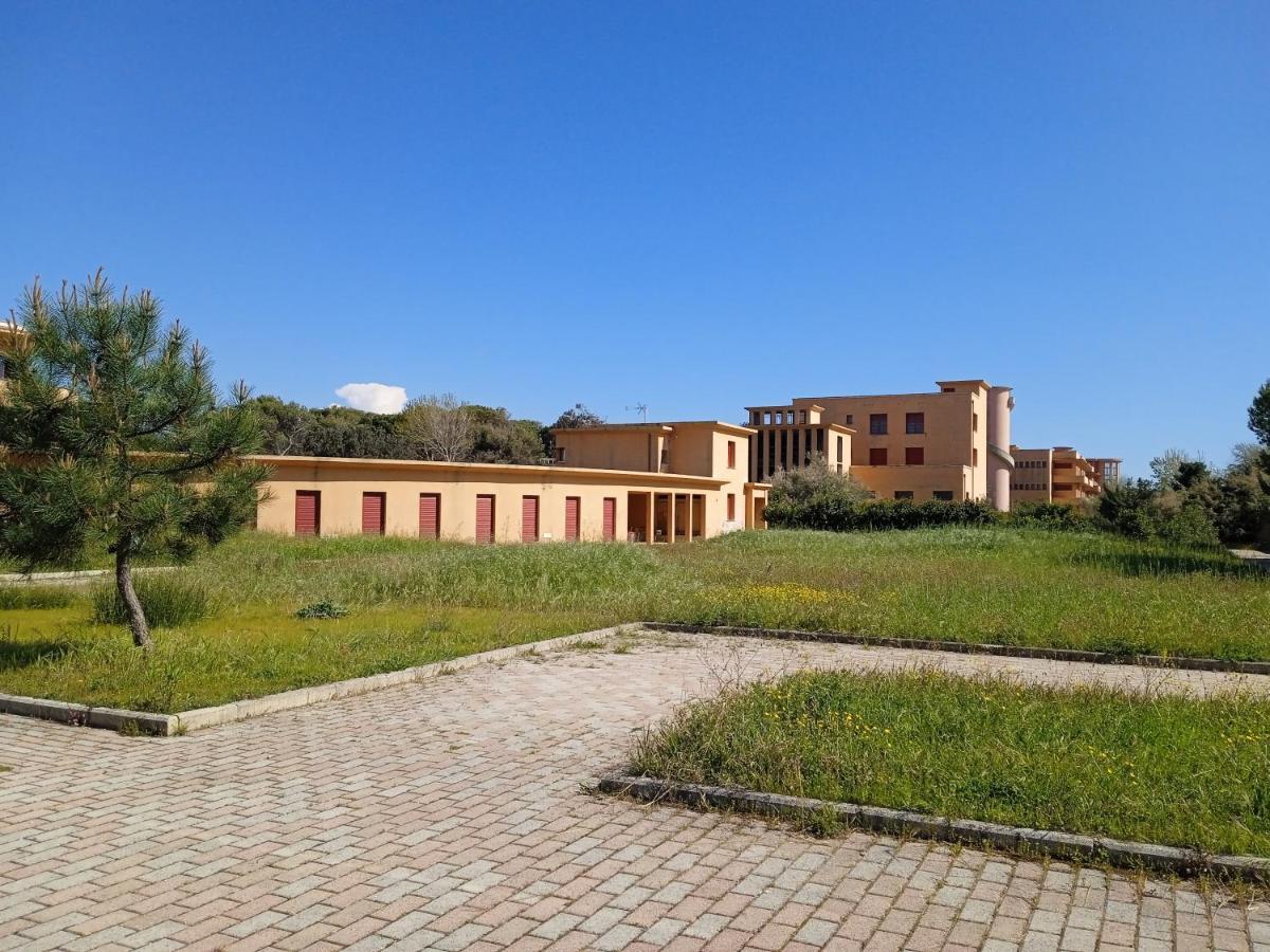 Ferienwohnung Accesso Diretto Sul Mare Maredilucecala Calambrone Exterior foto